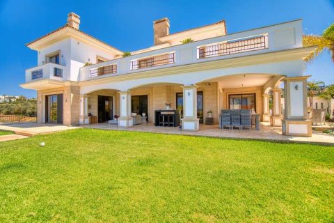 5 bedrooms Villa in Pegeia, Cyprus No. 66337 2