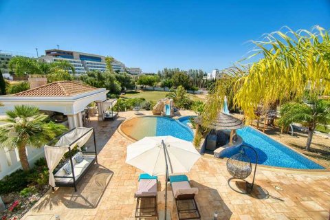 5 bedrooms Villa in Pegeia, Cyprus No. 66337 3