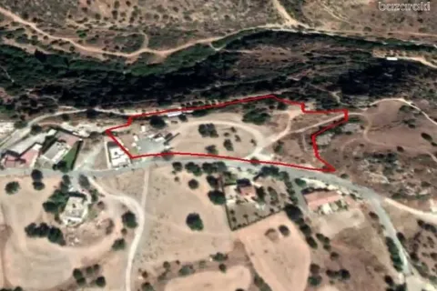 10018m² Land en Choirokoitia, Cyprus No. 35731 1