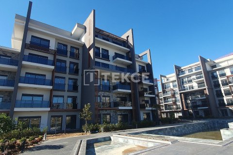 2+1 Apartment en Aksu, Turkey No. 11629 4