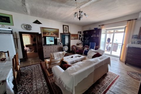 4 bedrooms Villa in Corfu, Greece No. 61764 3