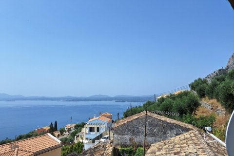 4 bedrooms Villa in Corfu, Greece No. 61764 2