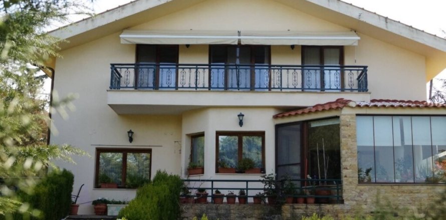 3 bedrooms Villa in Thessaloniki, Greece No. 61765