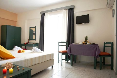 750m² Hotel à Malia, Greece No. 56543 4