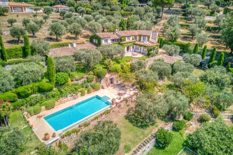 4 bedrooms Villa in Mougins, France No. 68087 1