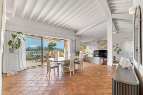 5 bedrooms Villa in Mougins, France No. 68088 5