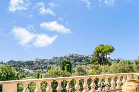 5 bedrooms Villa in Mougins, France No. 68088 2