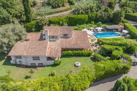 5 bedrooms Villa in Mougins, France No. 68089 2