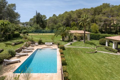 5 bedrooms Villa in Mougins, France No. 68085 4