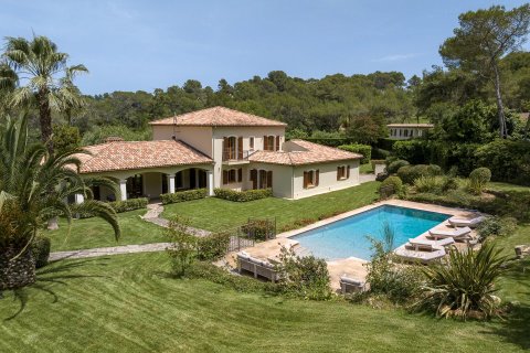 5 bedrooms Villa in Mougins, France No. 68085 1