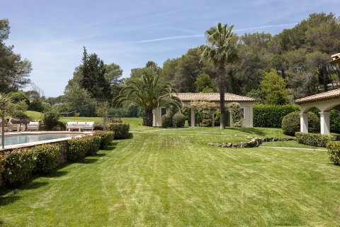 5 bedrooms Villa in Mougins, France No. 68085 8