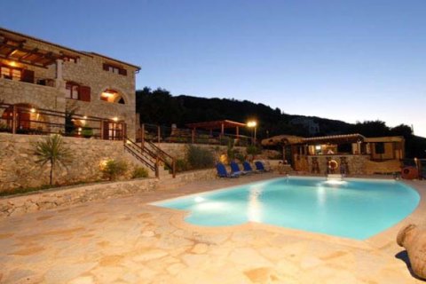 9 bedrooms Maisonette in Zakynthos, Greece No. 24740 1