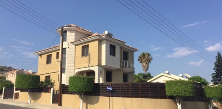 4 dormitorios Villa en Limassol, Cyprus No. 50374