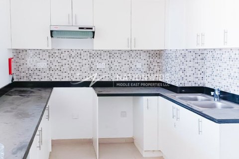 Квартира с 2 спальнями в Абу-Даби, ОАЭ №92779 3