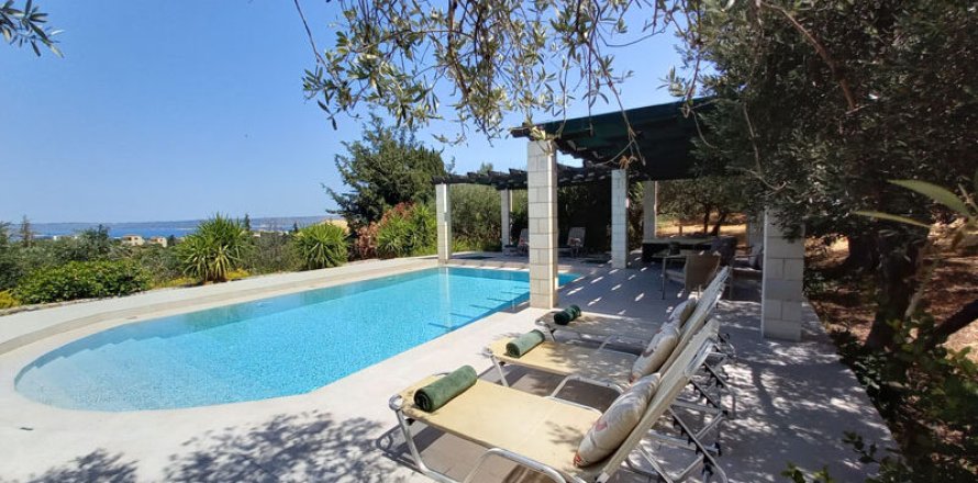 3 bedrooms Villa in Chania, Greece No. 24054