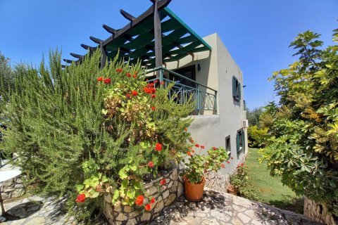 3 bedrooms Villa in Chania, Greece No. 24054 5