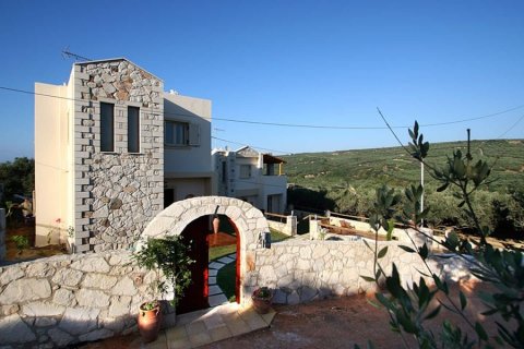 6 bedrooms Villa in Chania, Greece No. 24041 14