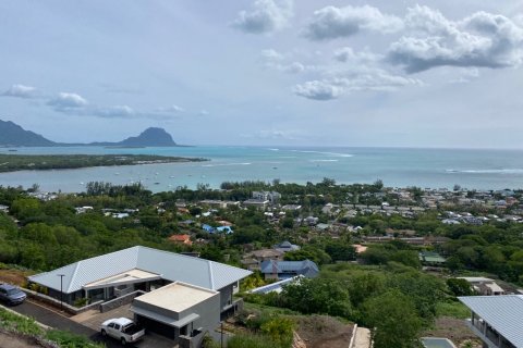 5 dormitorios Villa en Riviere Noire, Mauritius No. 60908 1