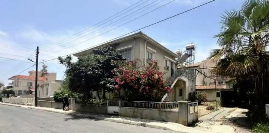 3 bedrooms Villa in Limassol, Cyprus No. 66578