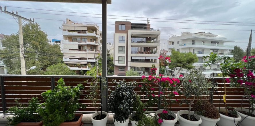 4 dormitorios Apartment en Voula, Greece No. 55308