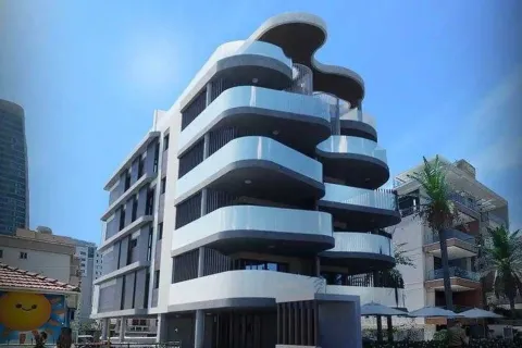 3 dormitorios Apartment en Limassol, Cyprus No. 32256 1