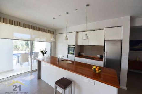 4 bedrooms Villa in Paphos, Cyprus No. 39143 9