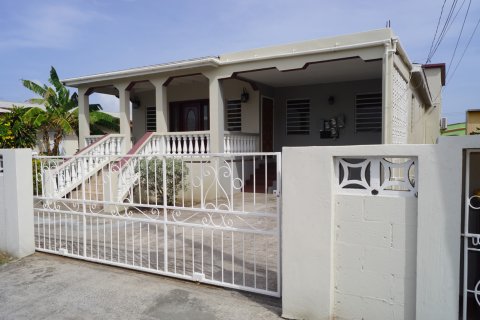 4 chambres Villa à Basseterre, Saint Kitts and Nevis No. 61509 3