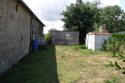 4 bedrooms House in Saint-Aubin-du-Desert, France No. 69382 19