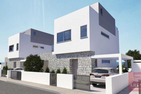 4 bedrooms Villa in Ayia Napa, Cyprus No. 71648 2