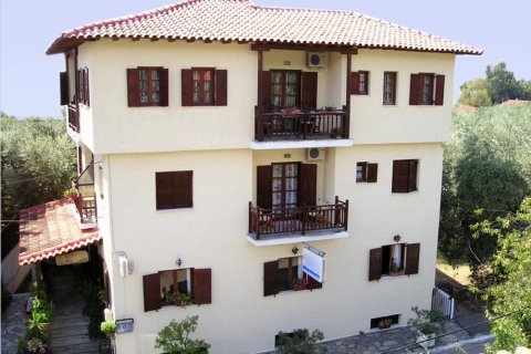 864m² Hotel in Thessaly, Greece No. 49825 1