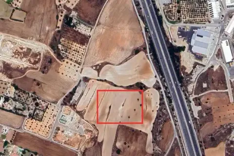 16658m² Land à Nicosia, Cyprus No. 35988 1