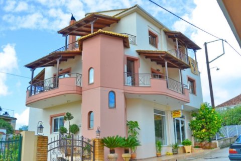 3 dormitorios House en Thesprotia, Greece No. 58559 1