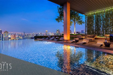 2 bedrooms Condo  in Bangkok, Thailand No. 379 11