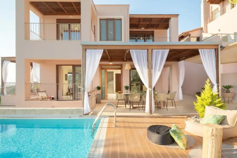 197m² Villa en Heraklion, Greece No. 55474 3