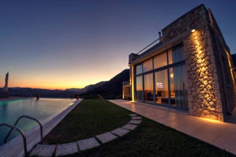 330m² Villa à Corfu, Greece No. 60553 12