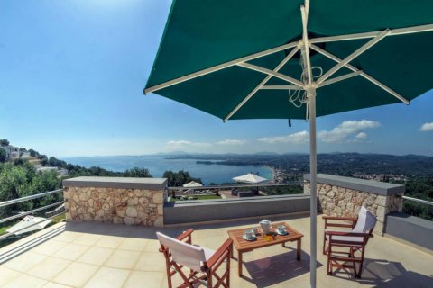 330m² Villa in Corfu, Greece No. 60553 8