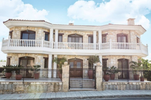 5 dormitorios Villa en Limassol, Cyprus No. 31620 1