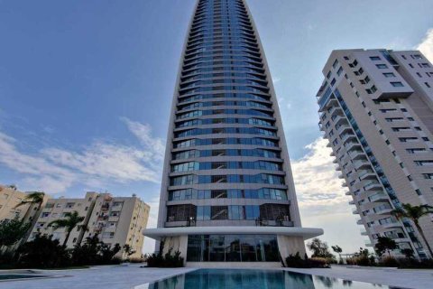 2 dormitorios Apartment en Limassol, Cyprus No. 33357 1