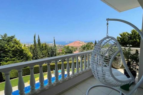 5 bedrooms Villa in Agios Tychonas, Cyprus No. 29744 2