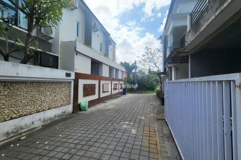 3 dormitorios House en Renon, Indonesia No. 23309 16