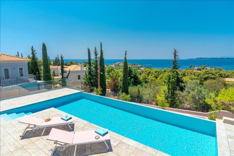 170m² Villa in Kranidi, Greece No. 56462 1