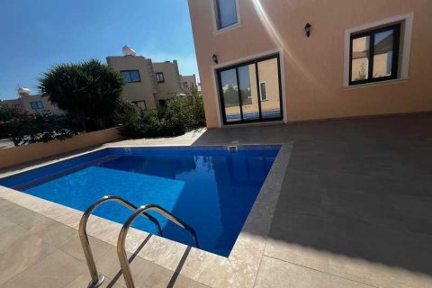 4 bedrooms Villa in Chloraka, Cyprus No. 66138 15