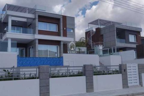 3 dormitorios Villa en Mouttagiaka, Cyprus No. 77286 1