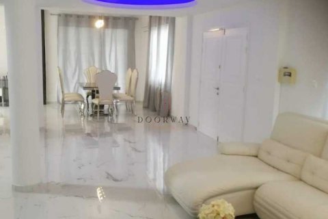 5 bedrooms Villa in Germasogeia, Cyprus No. 62856 3