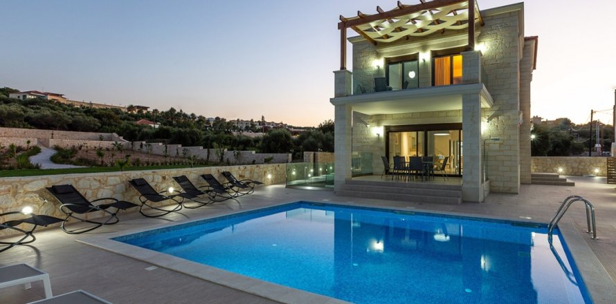 5 dormitorios Villa en Crete, Greece No. 52362