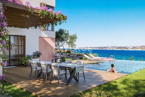 5+1 Villa in Cesme, Turkey No. 17672 9