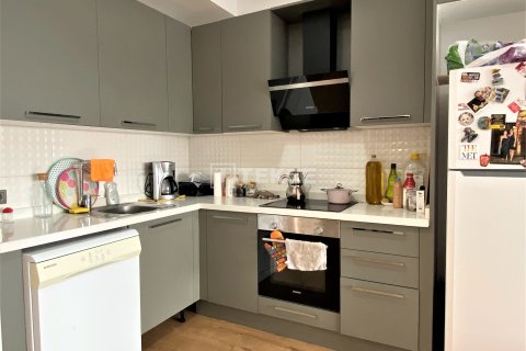 1+1 Apartment in Istanbul, Turkey No. 65274 3