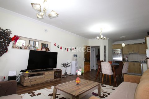 2+1 Penthouse in Milas, Turkey No. 65268 13