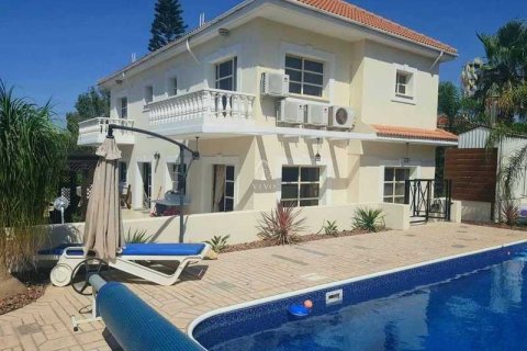 5 dormitorios House en Germasogeia, Cyprus No. 77279 3