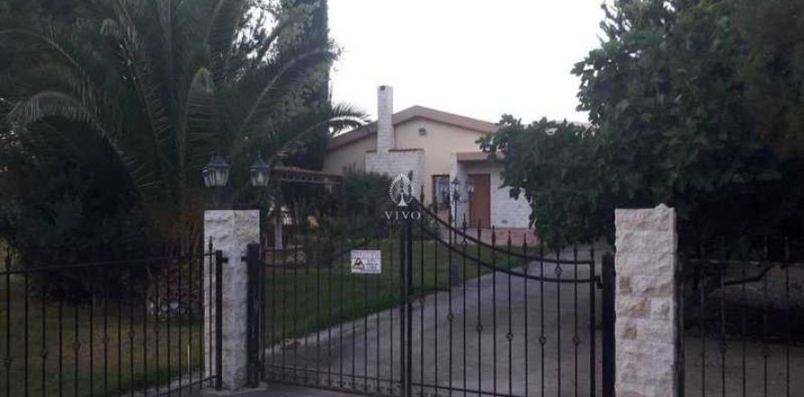 3 dormitorios Villa en Mandria, Cyprus No. 77278